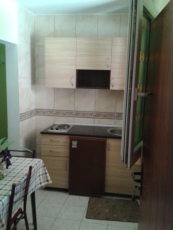 Guesthouse Lautasevic Petrovac na moru Exterior foto