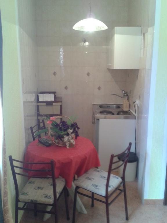 Guesthouse Lautasevic Petrovac na moru Exterior foto